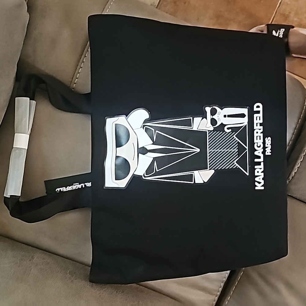 Karl lagerfeld tote